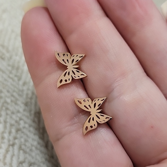 ROSE GOLD BUTTERFLY EARRINGS - Picture 1 of 6